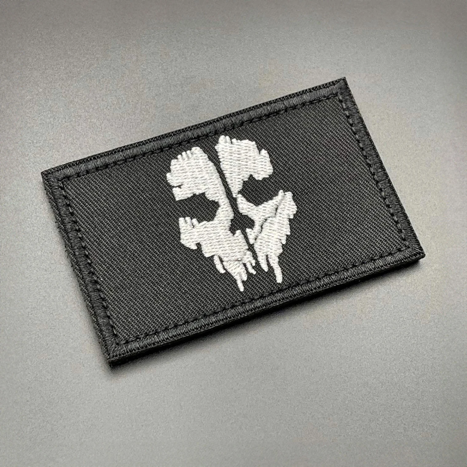 COD Skull Patch Black/Grey, Hook & Loop, 8cm - Image 3