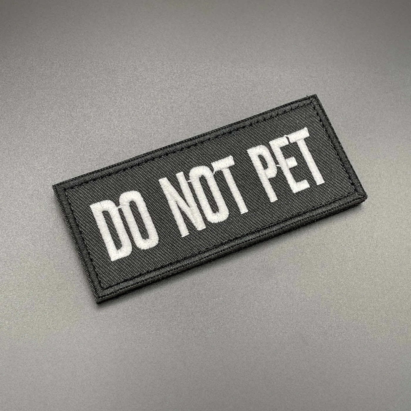Do Not Pet Dog Harness Patch: Black, Hook & Loop, 9cm - Image 3
