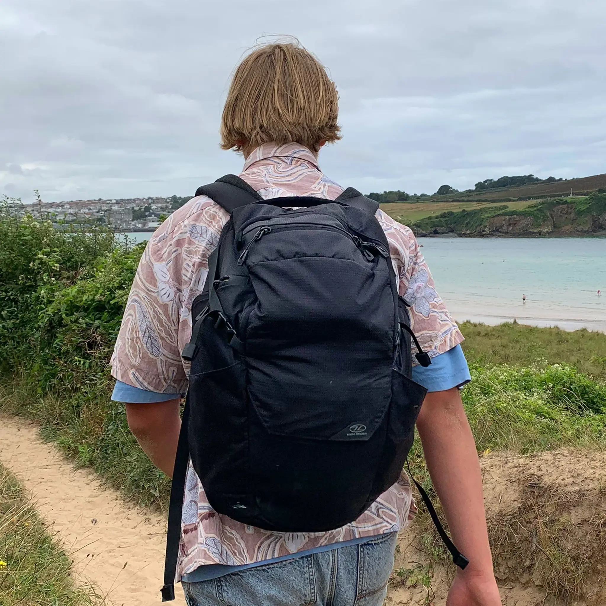 Highlander Roam Pack 28L - Everyday Travel & Hiking Rucksack - Image 12