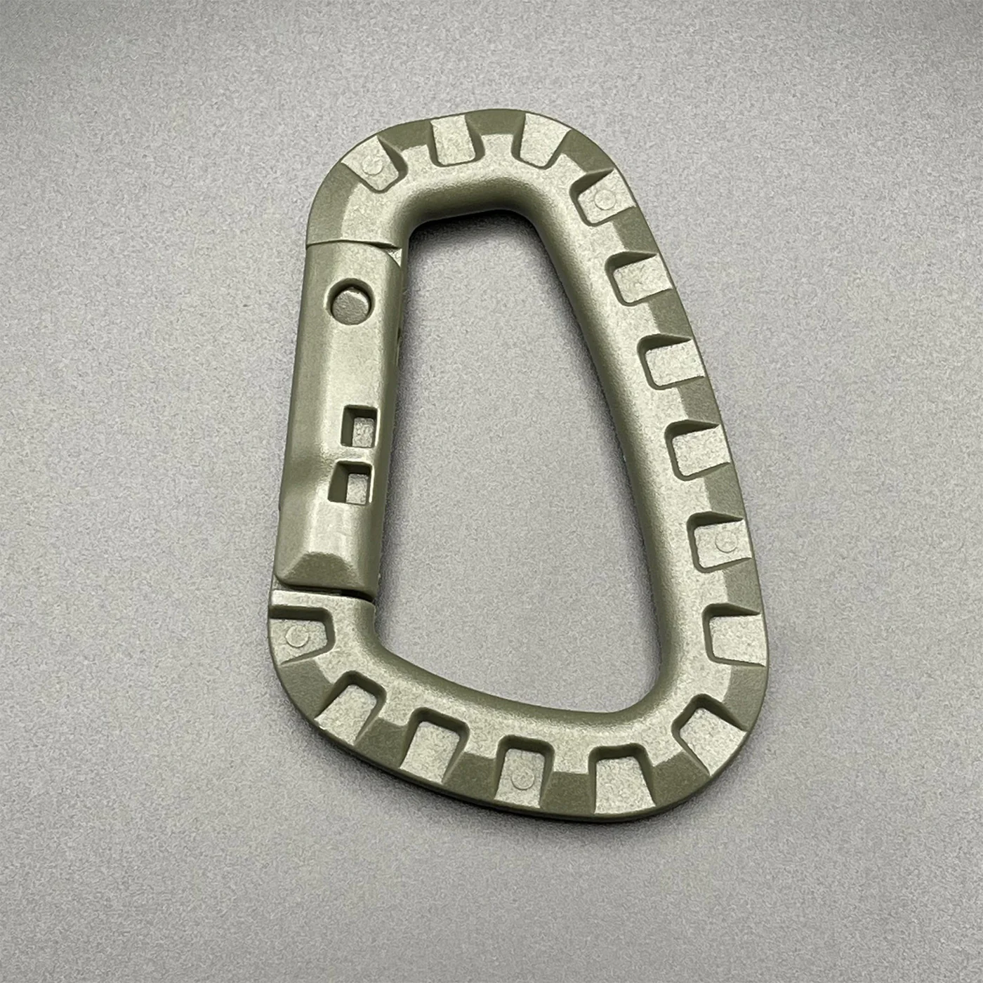 Tactical Carabiner: MOLLE Compatible Plastic Gear Clip - Image 12