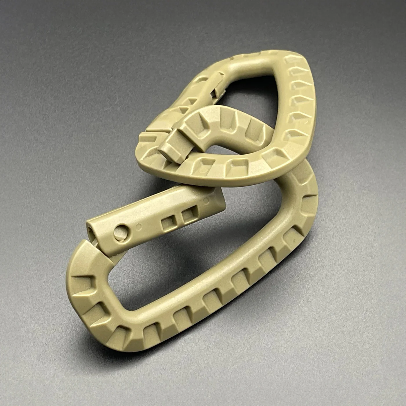 Tactical Carabiner: MOLLE Compatible Plastic Gear Clip - Image 6
