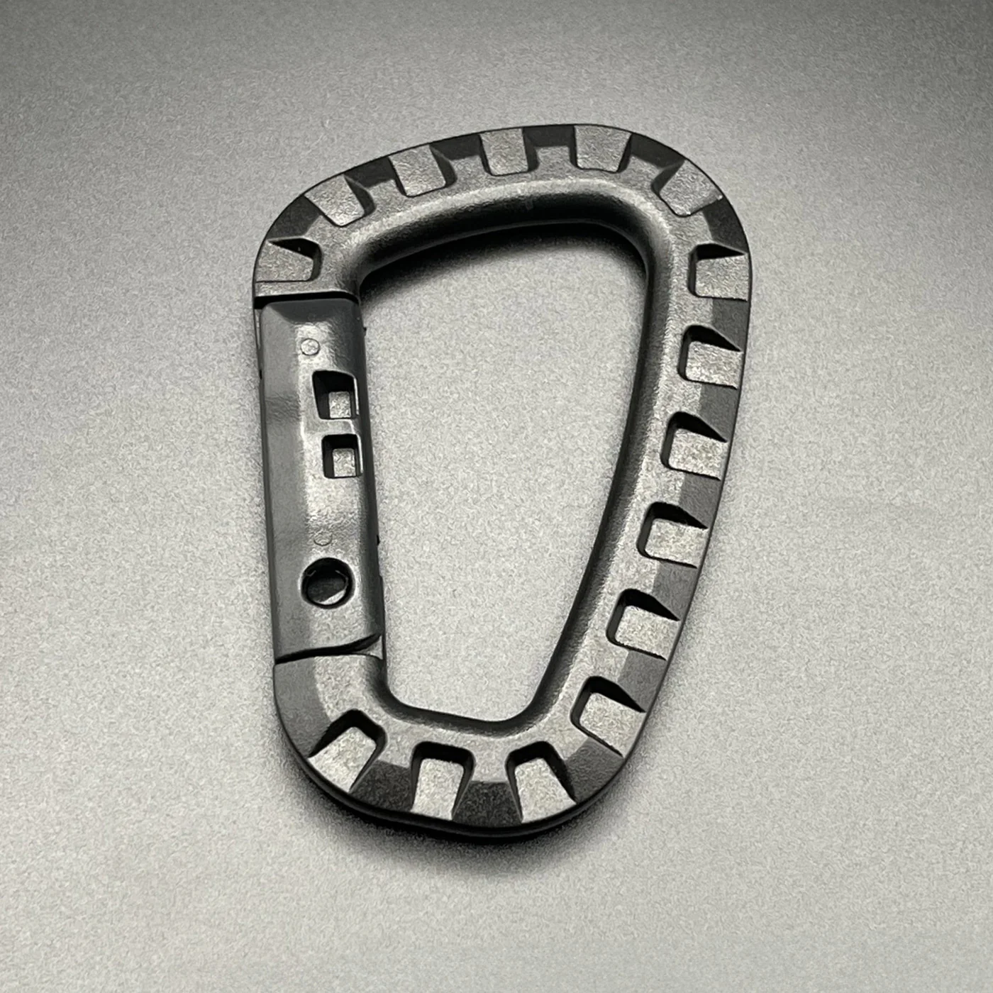 Tactical Carabiner: MOLLE Compatible Plastic Gear Clip - Image 8